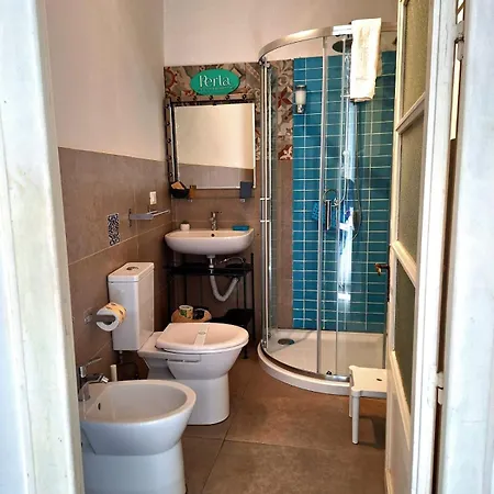 Πανσιόν Perla