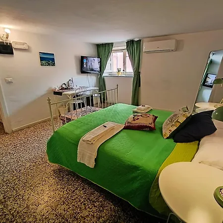 Perla Πανσιόν 4*