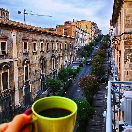 Perla Κατάνια