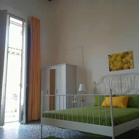 Πανσιόν Perla Κατάνια