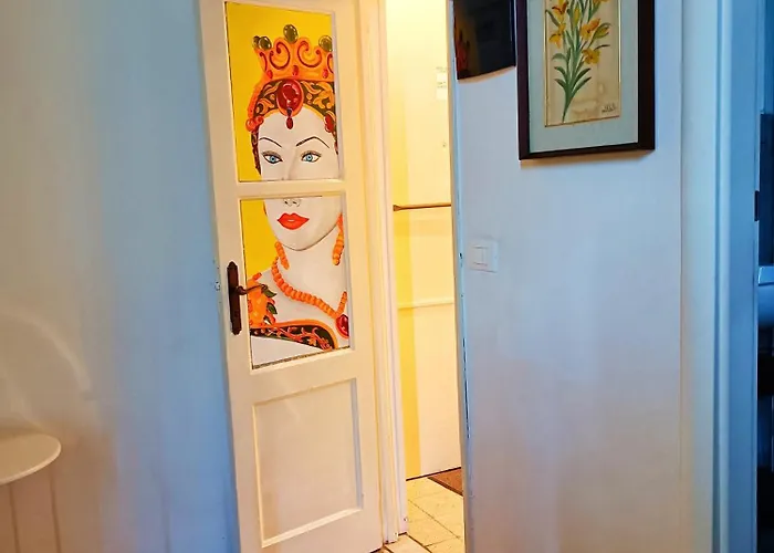 ゲストハウス Perla