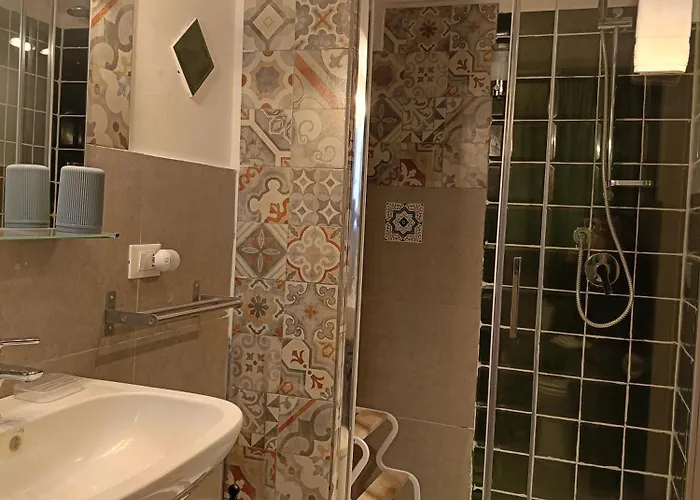 ゲストハウス Perla