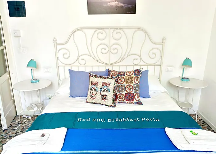 ゲストハウス Perla 4*